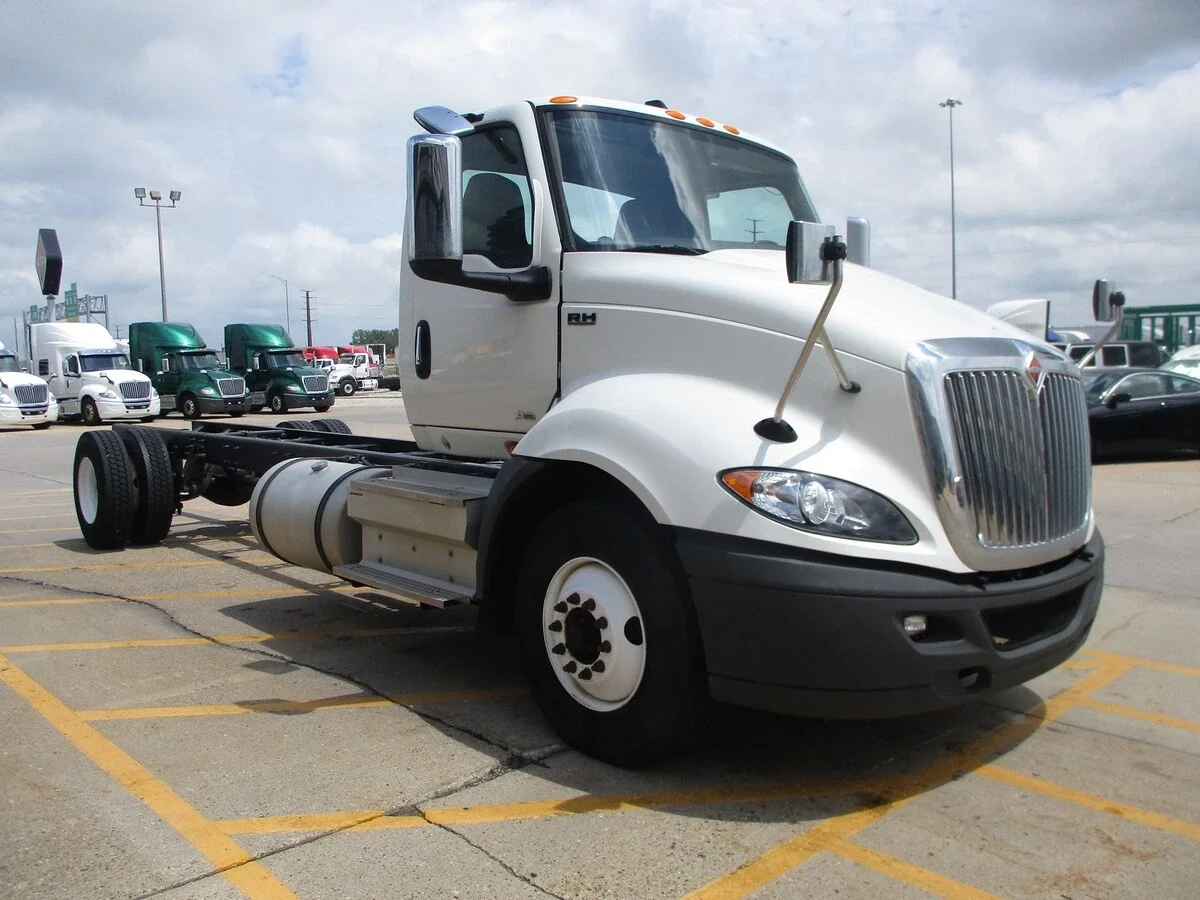 2021 International RH - image 3