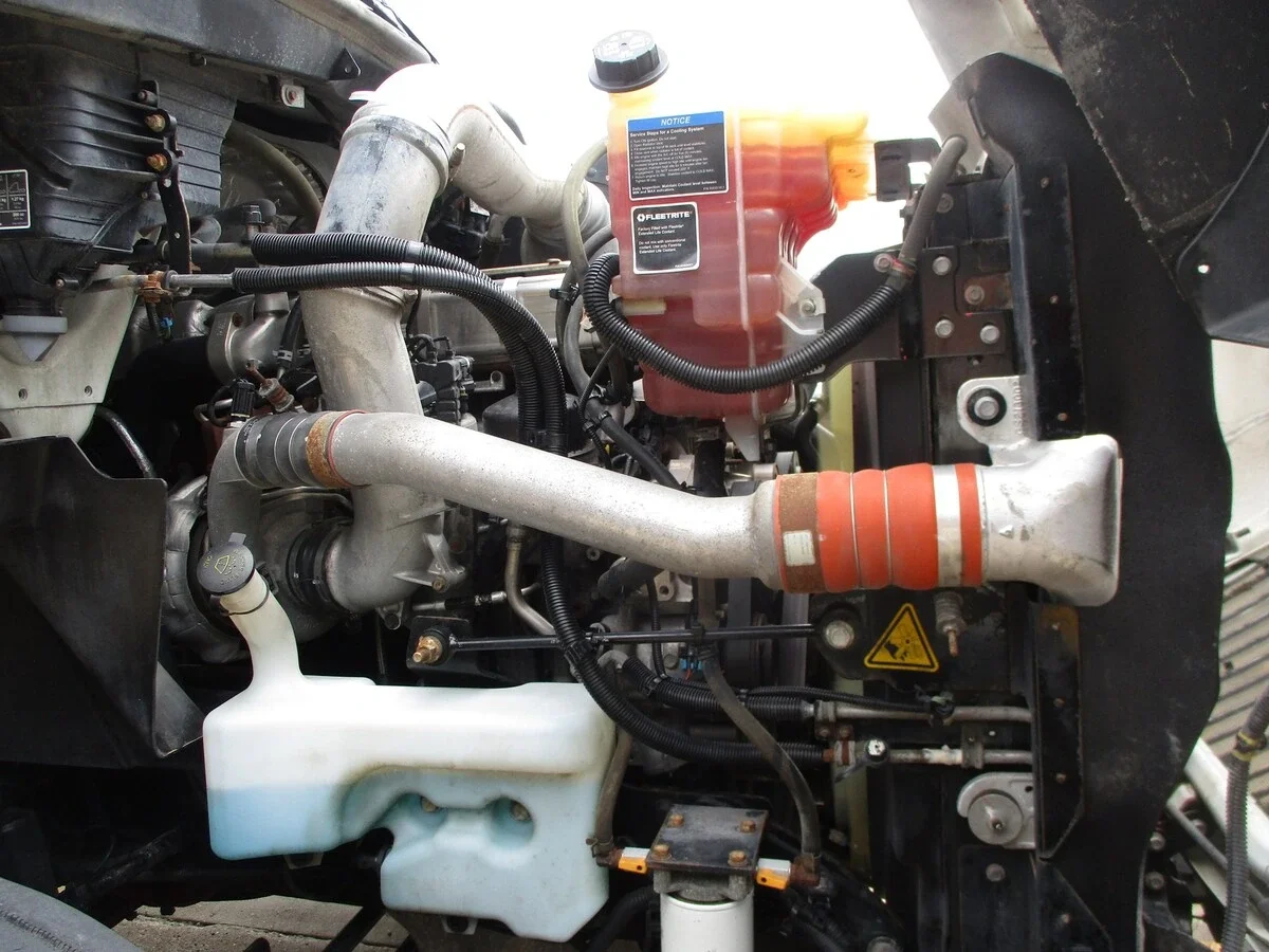 2021 International RH - image 8