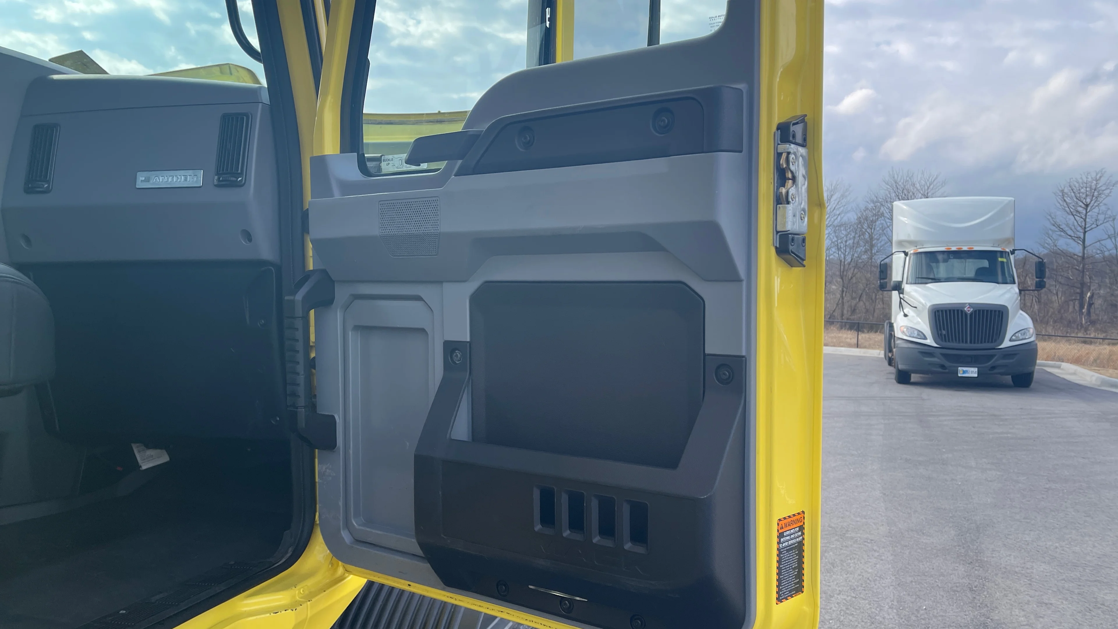 2023 Mack - image 35