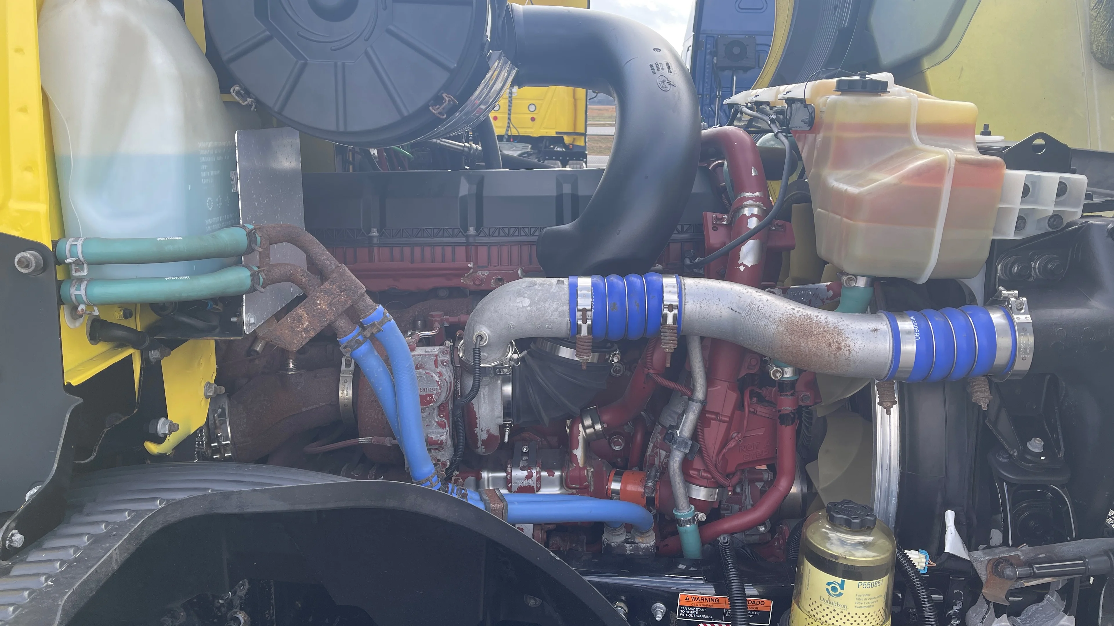 2023 Mack Anthem in Kansas City, MO — photo 29