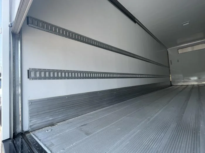 2025 Peterbilt 536 - image 17