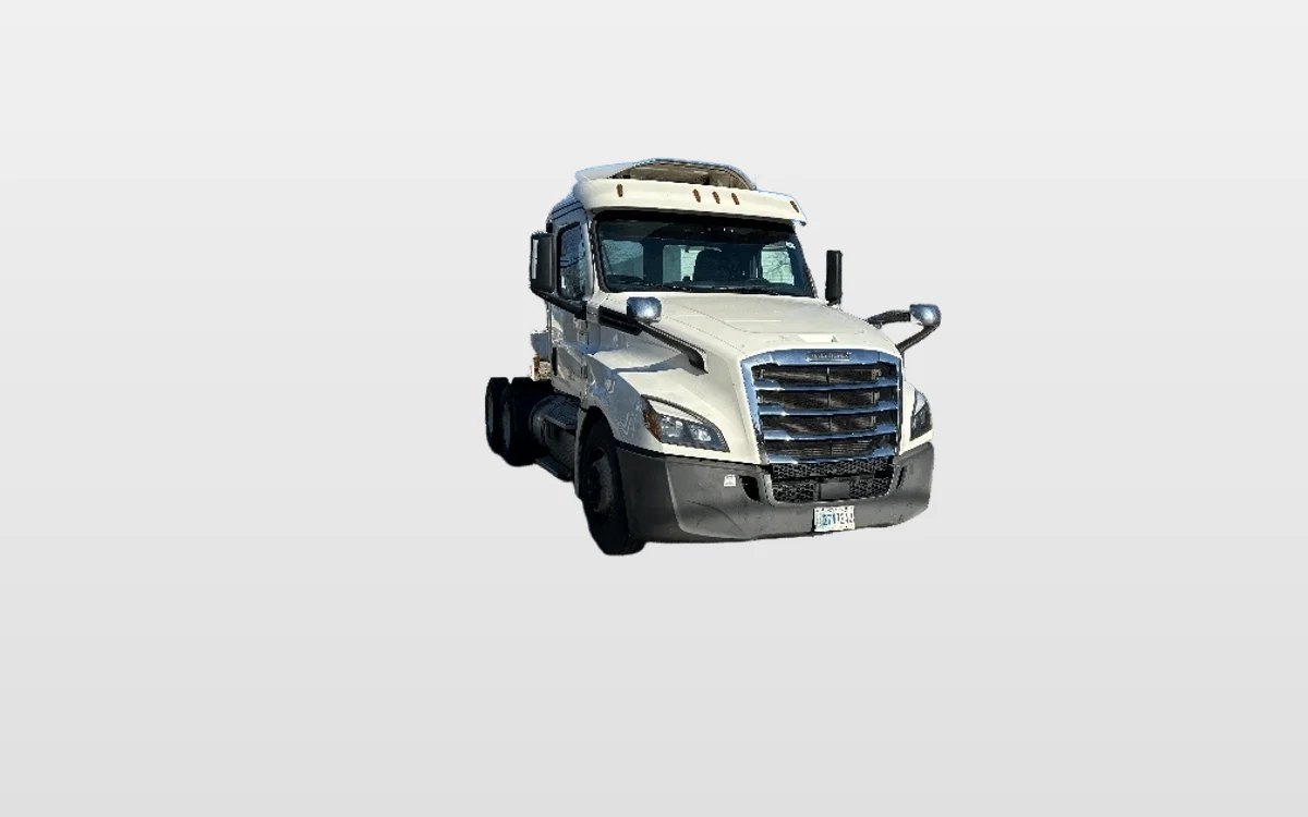 2019 Freightliner - image 1