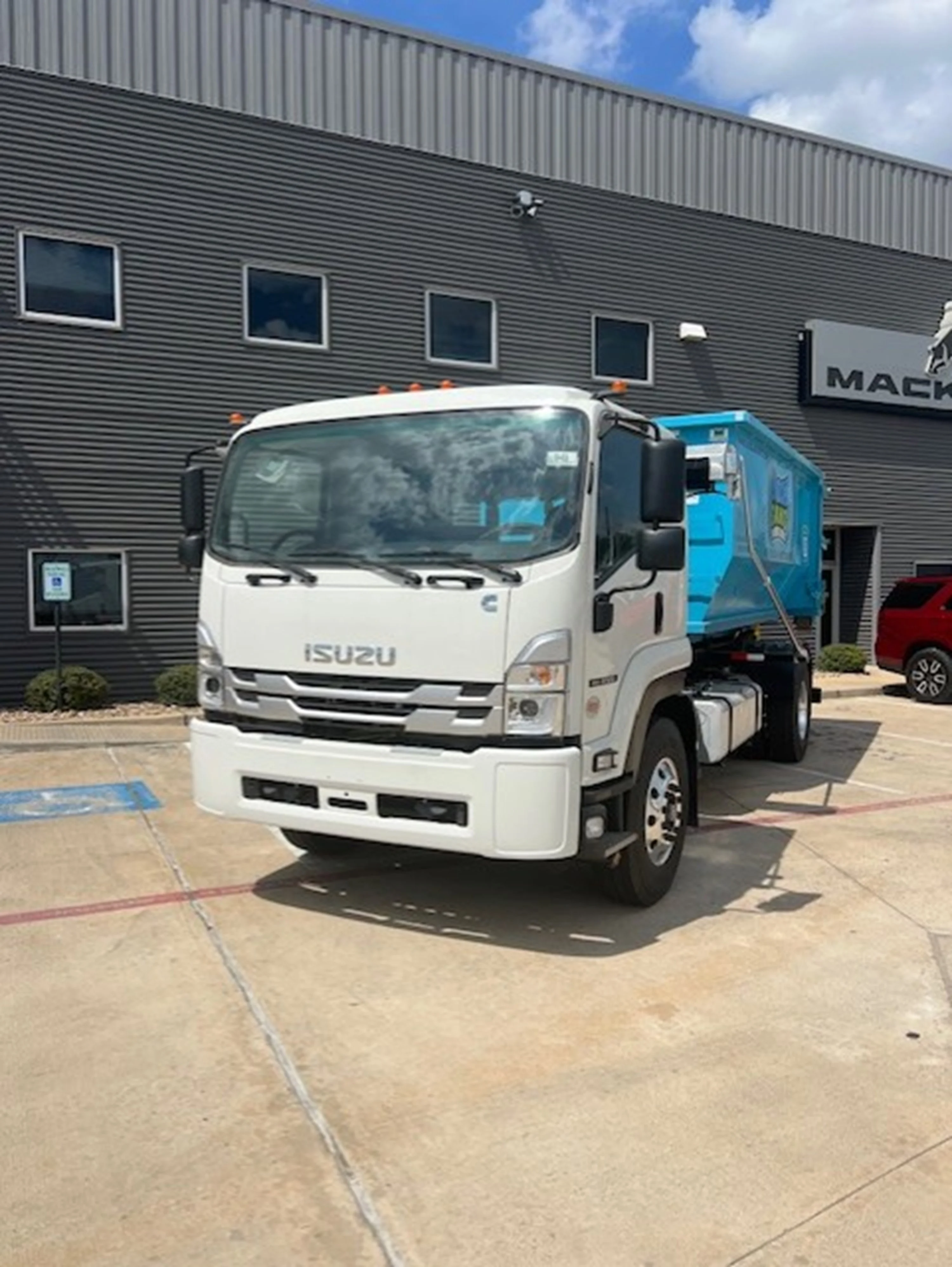 2025 Isuzu FVR in Houston, TX — photo 3