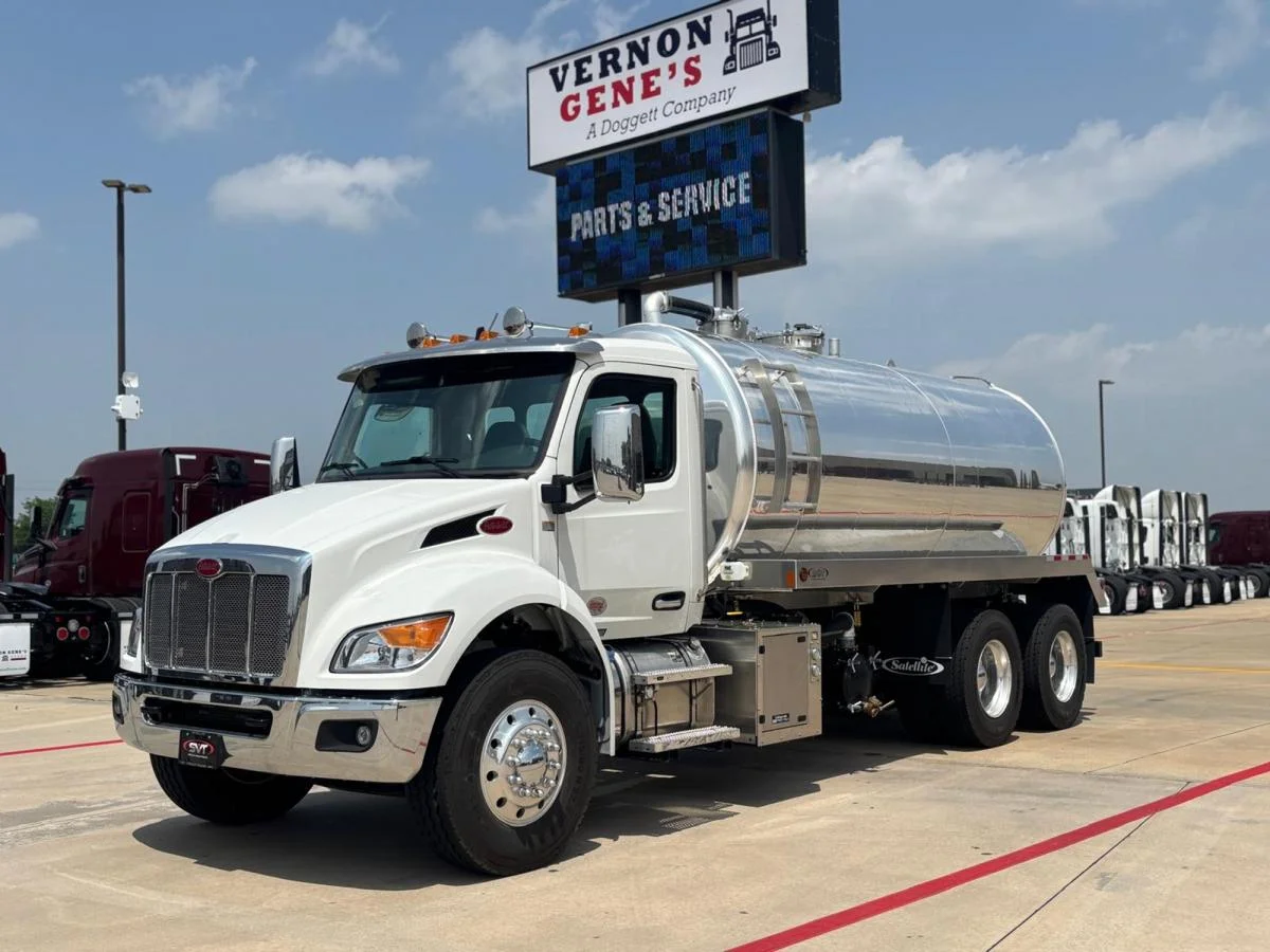 2025 Peterbilt 548