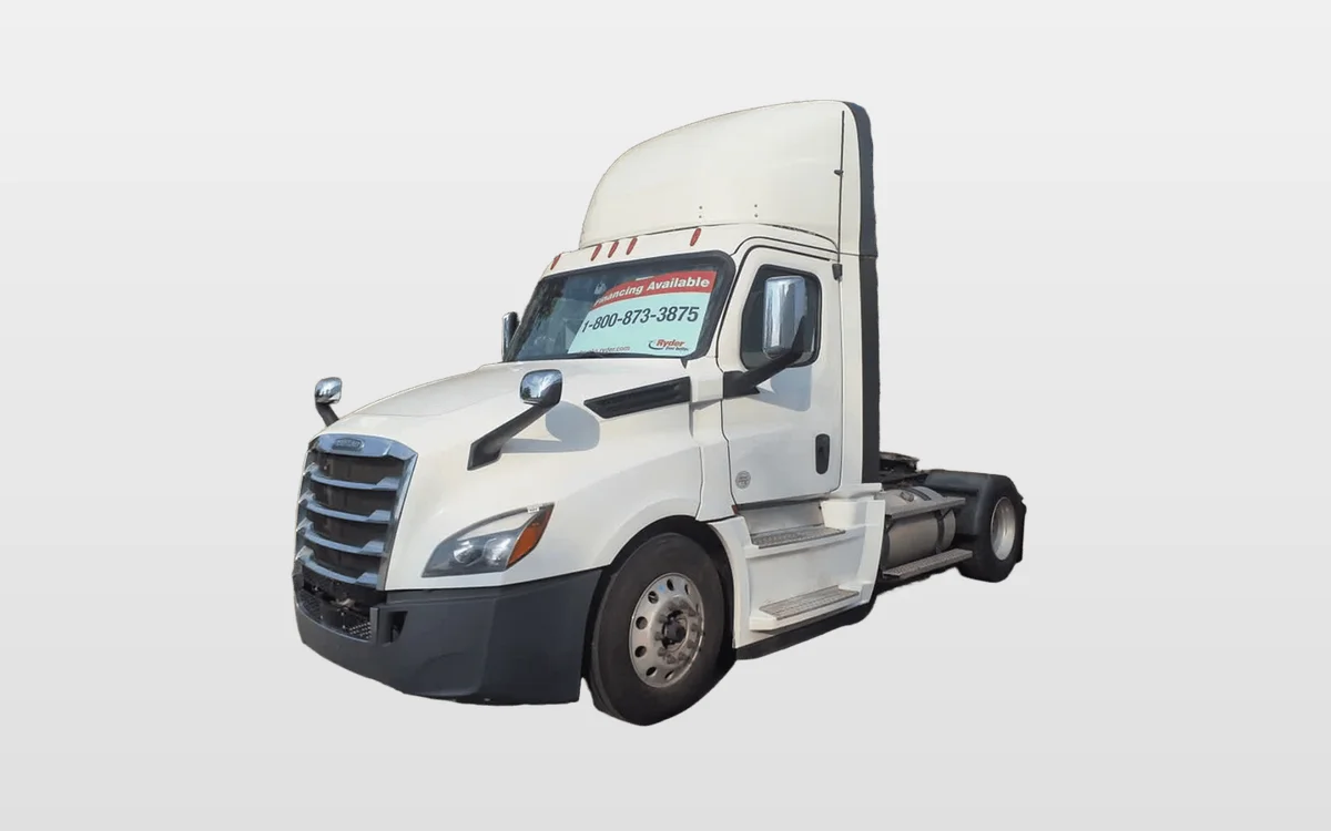 2020 Freightliner Cascadia - image 1