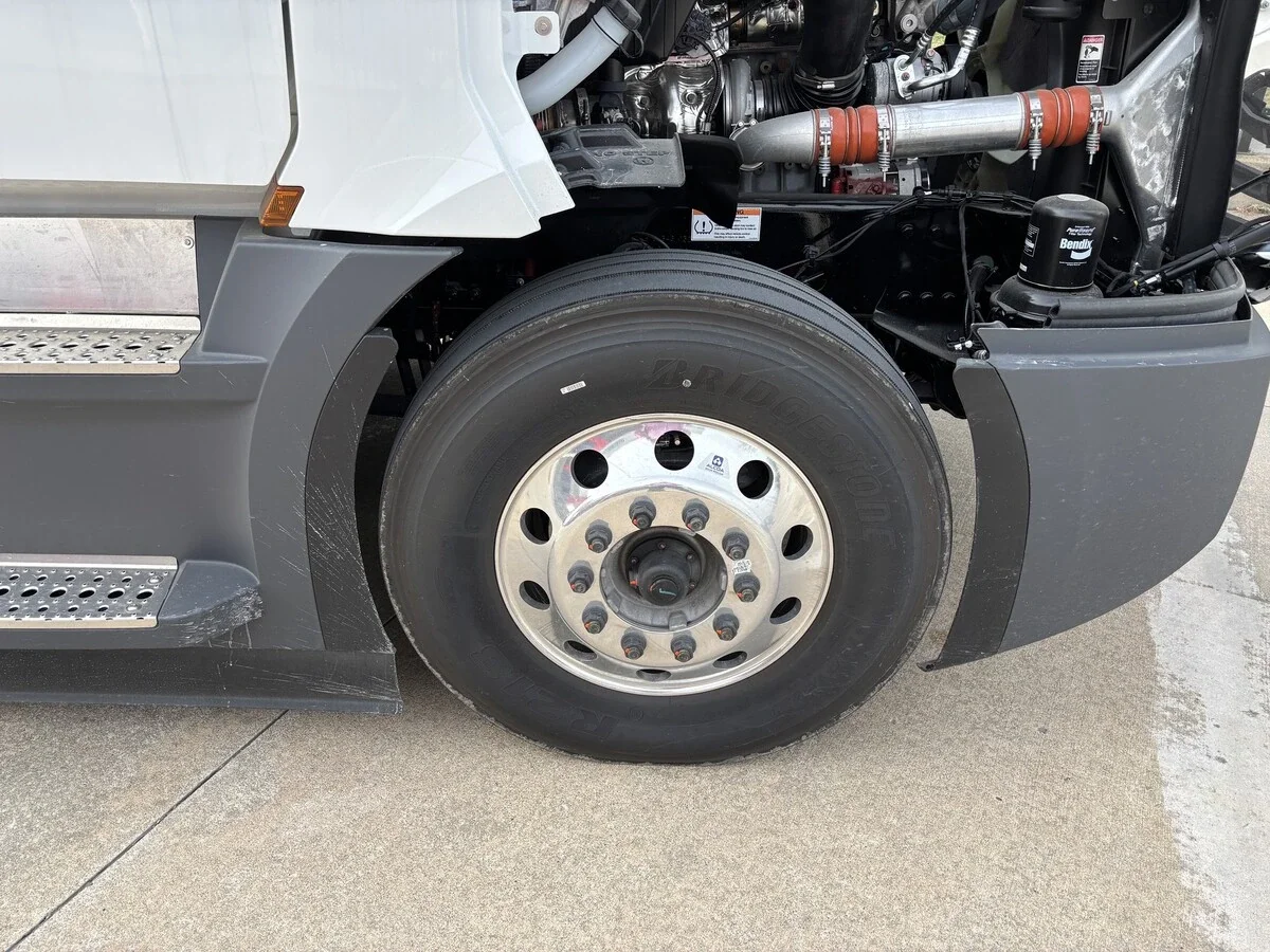 2026 Freightliner Cascadia - image 27