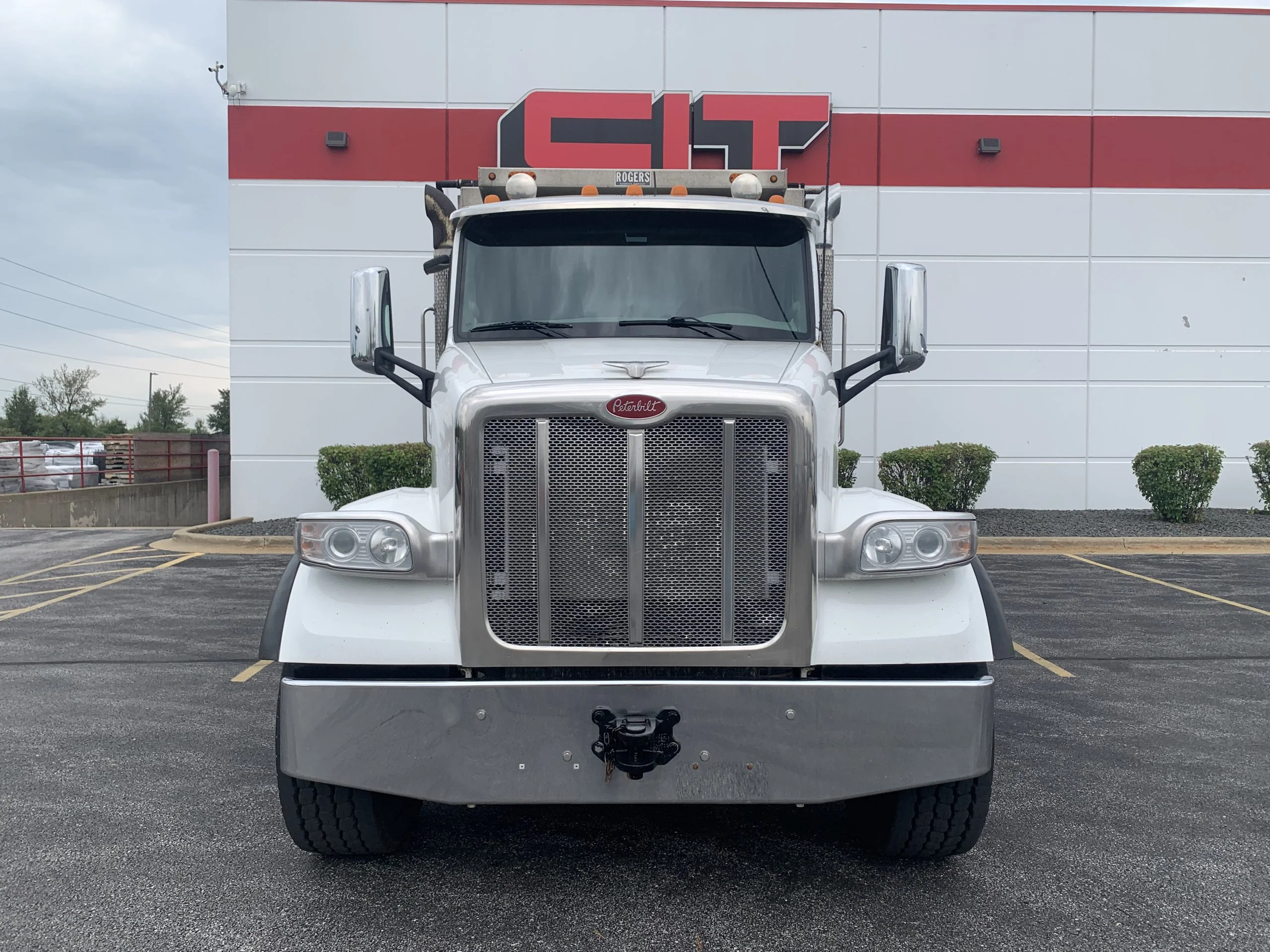 2019 Peterbilt in Mokena, IL — photo 2