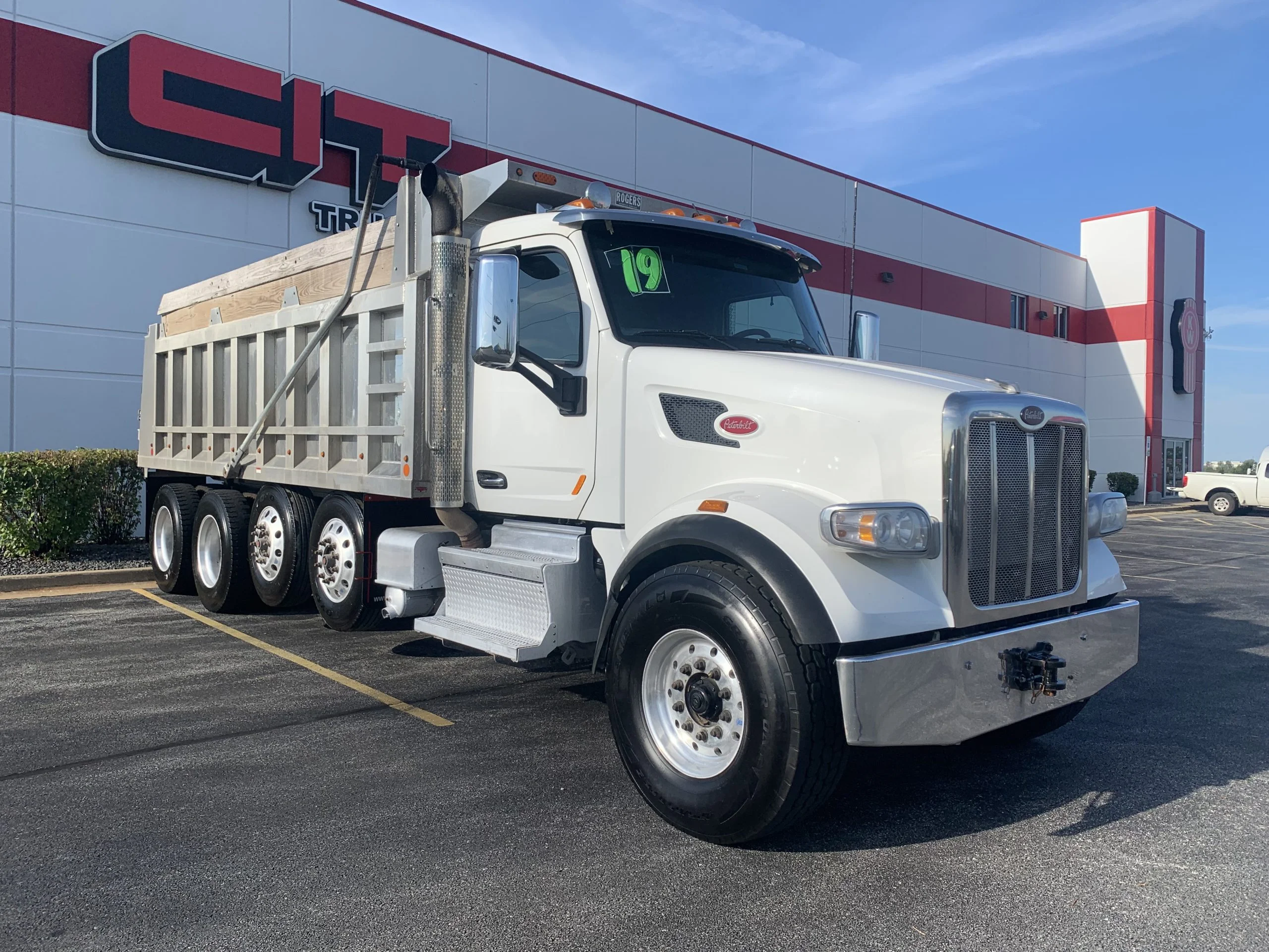 2019 Peterbilt in Mokena, IL — photo 3