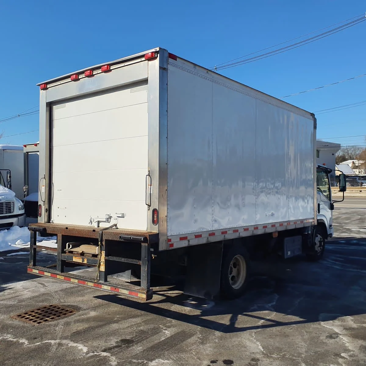 2020 Isuzu NRR - image 4