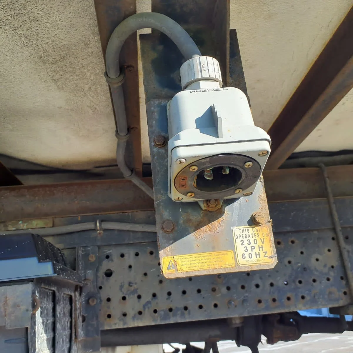 2020 Isuzu NRR - image 13