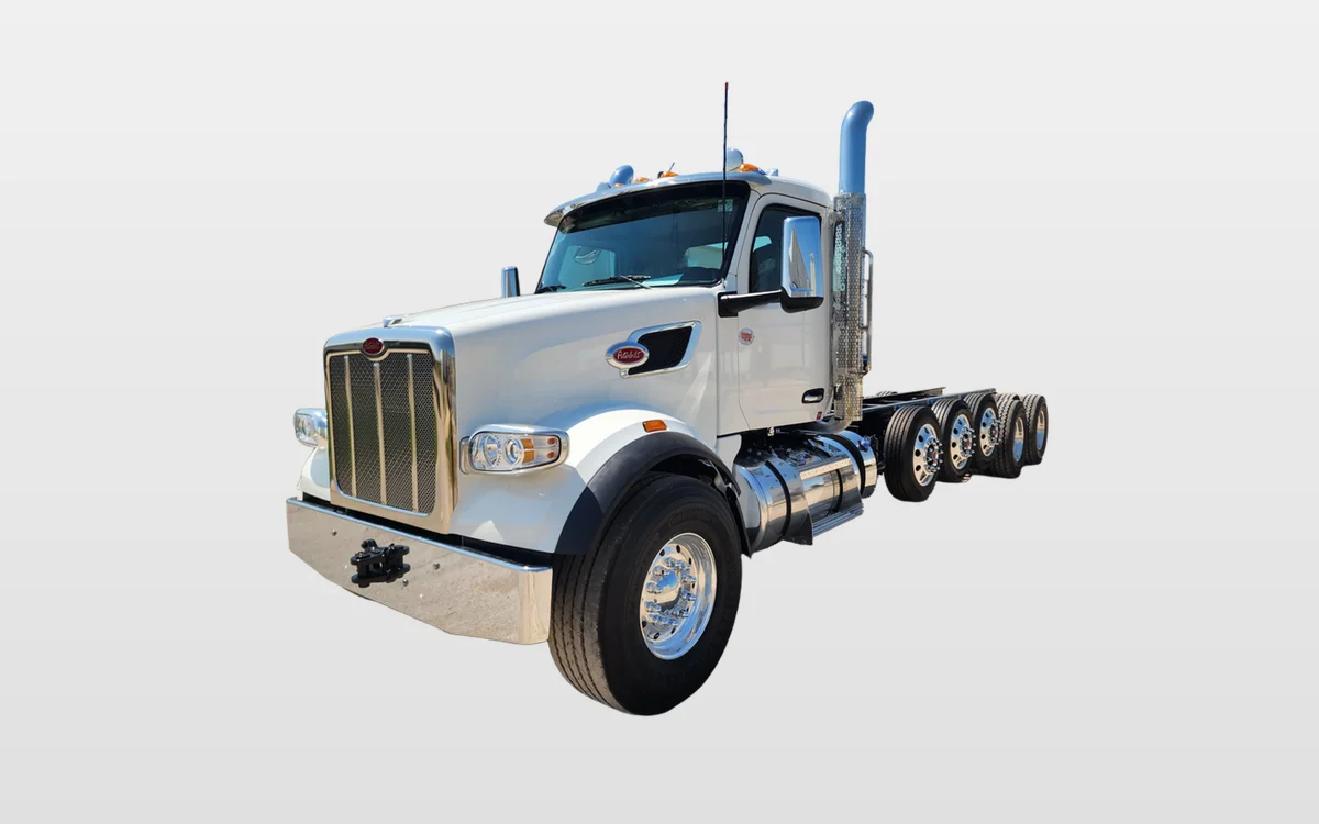 2026 PETERBILT 567 - image 1