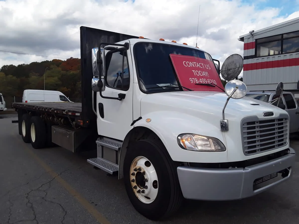 2019 Freightliner M2 106 in Salisbury, MA — photo 3