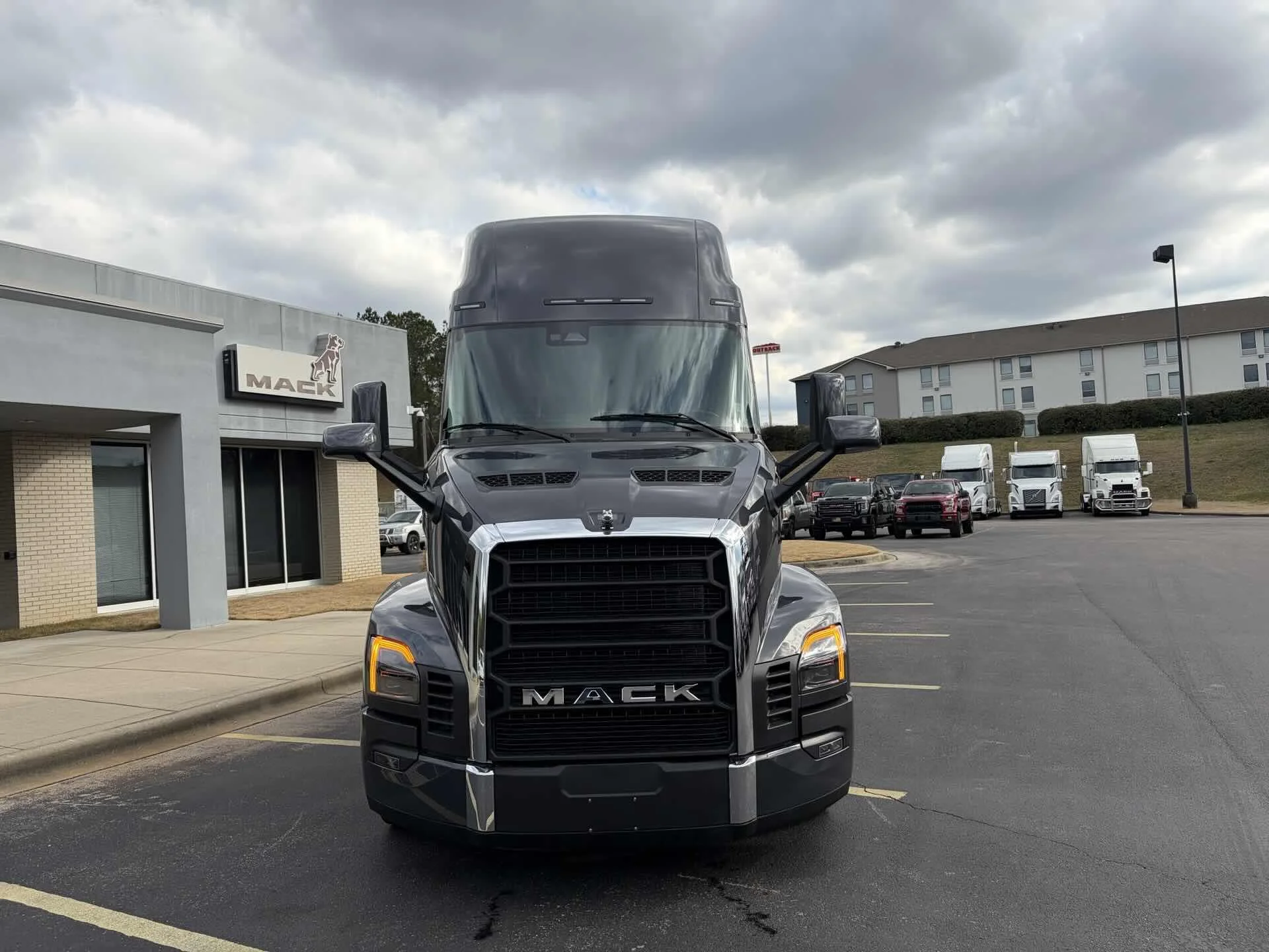 2027 Mack Pinnacle in Fultondale, AL — photo 2