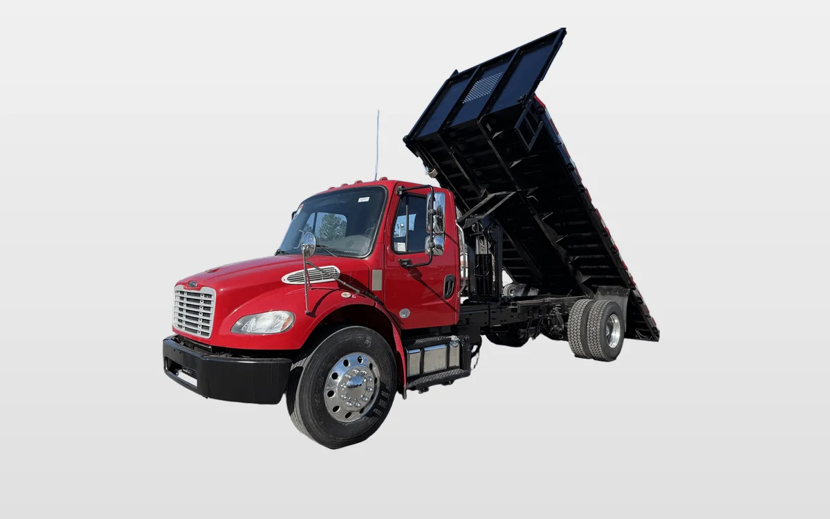 2018 Freightliner M2 106 - image 1