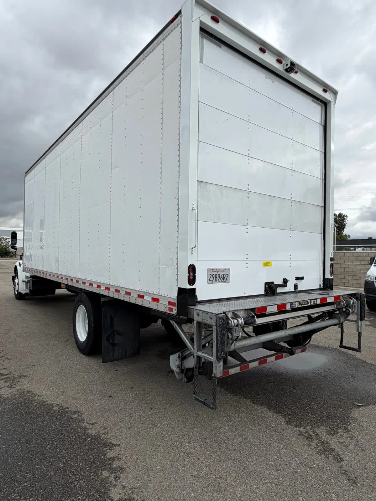 2019 Freightliner M2 106 in Fontana, CA — photo 6