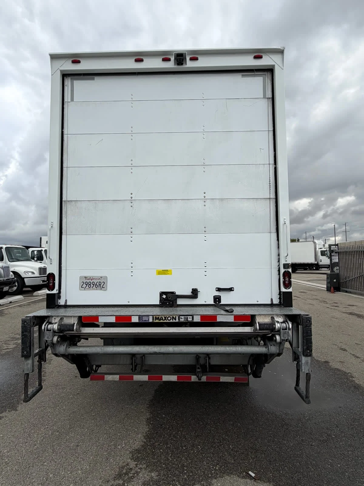 2019 Freightliner M2 106 in Fontana, CA — photo 5