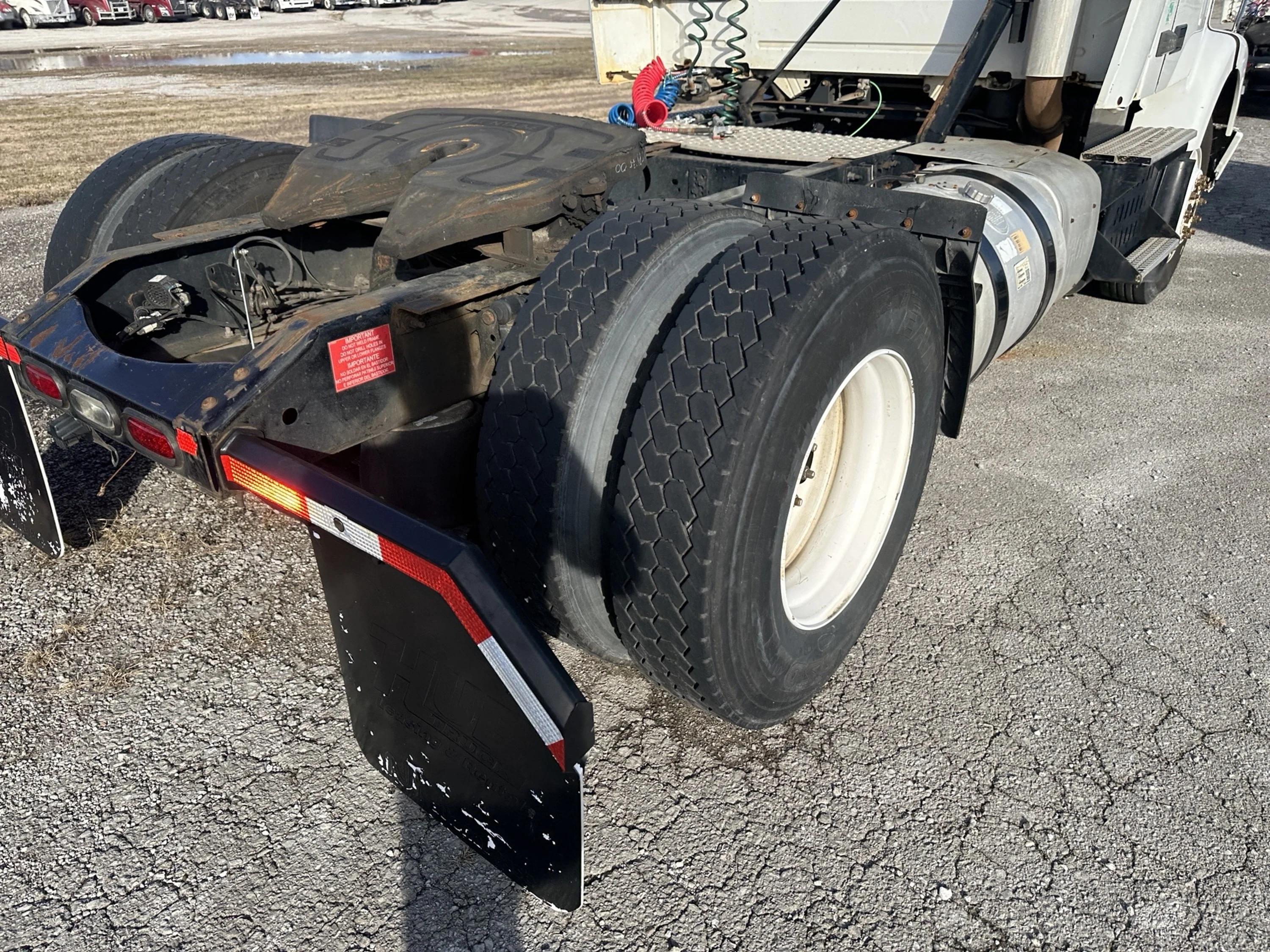 2014 Volvo in Franklin, KY — photo 3