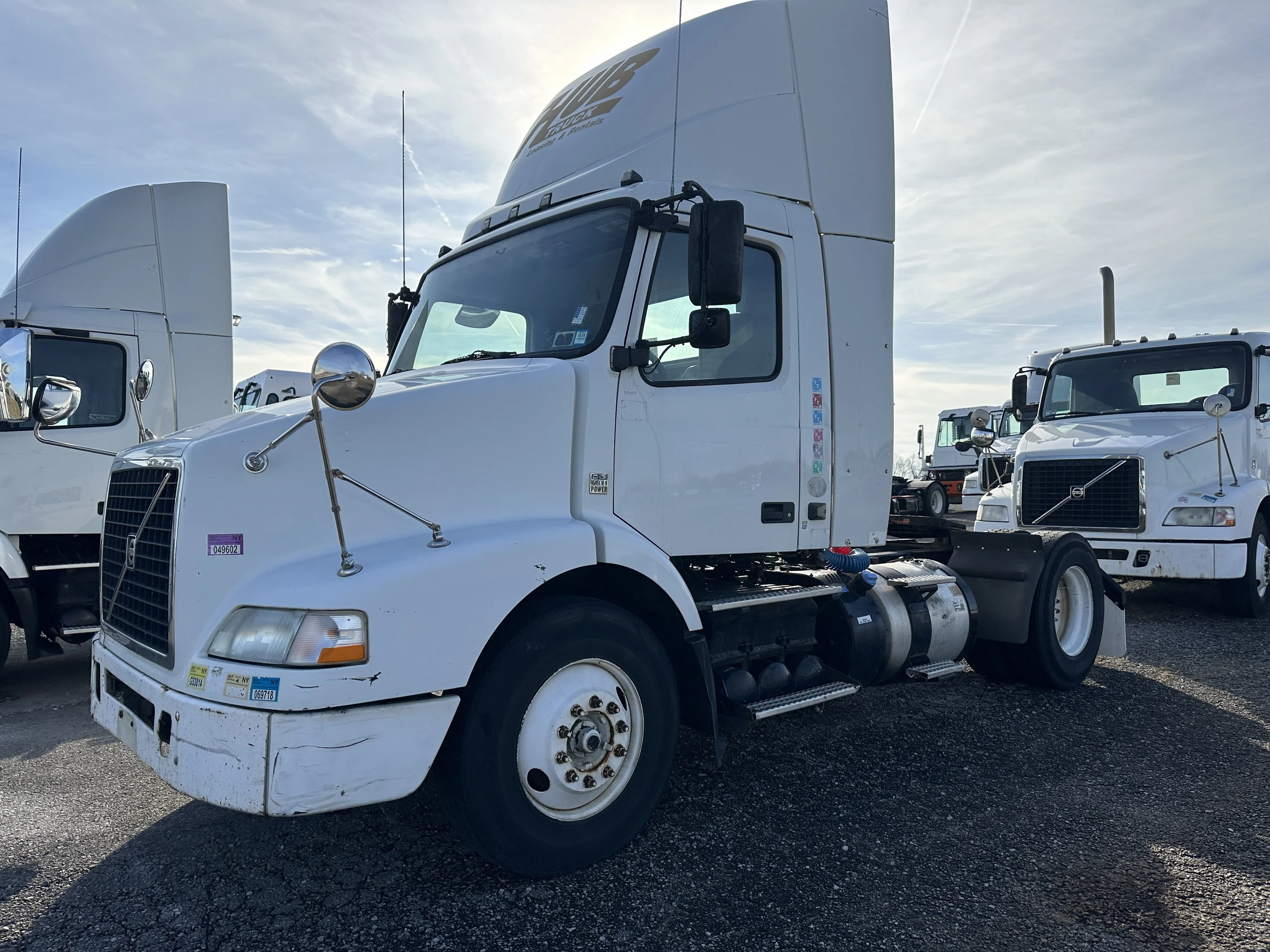 2014 Volvo in Franklin, KY — photo 8
