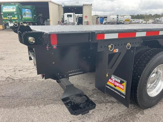 2026 Peterbilt 548 - image 11