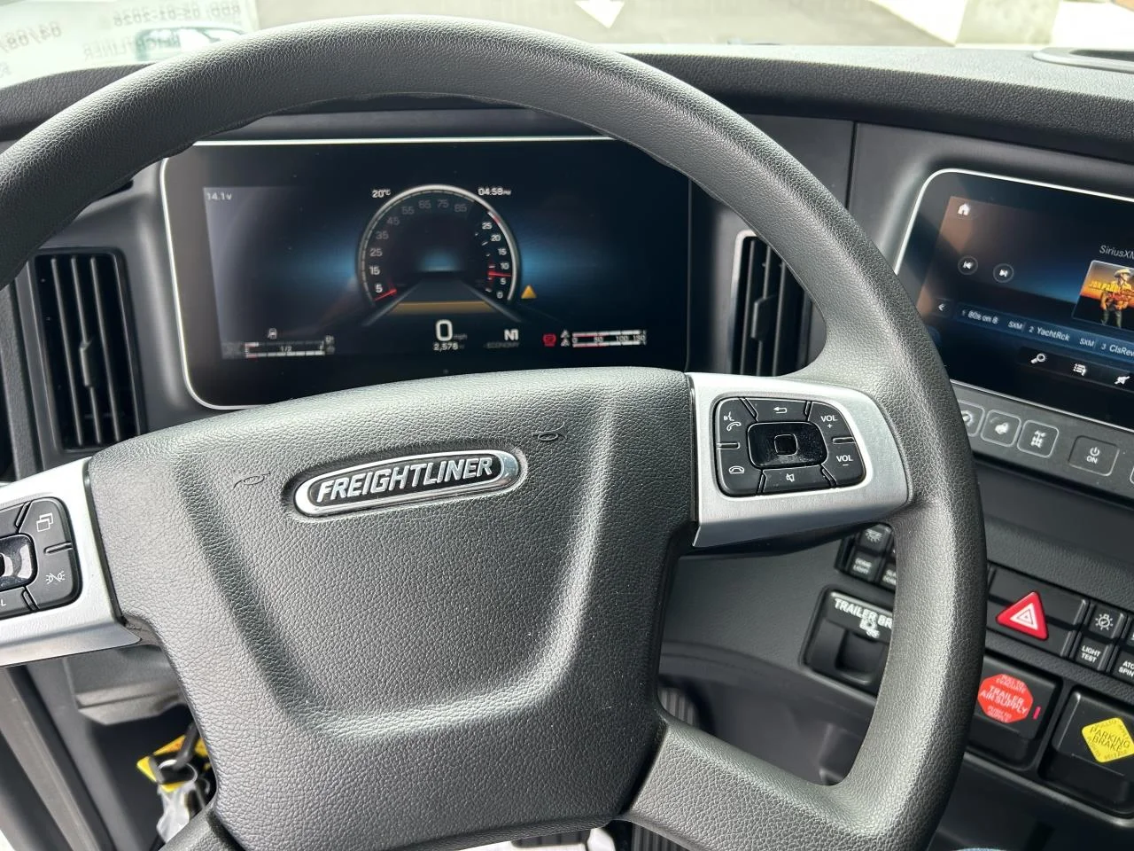 2027 Freightliner in Spokane, WA — photo 8