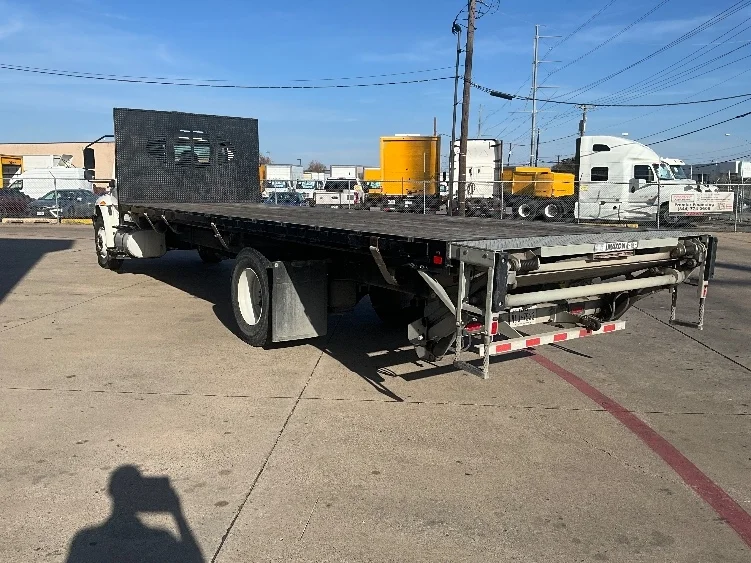 2020 International MV - image 6