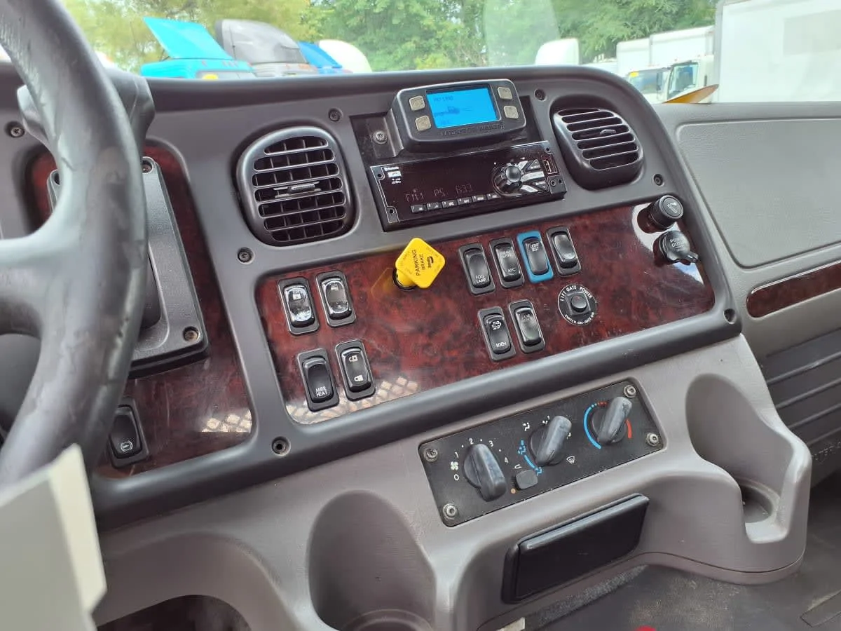 2020 Freightliner M2 106 in Bensalem, PA — photo 11
