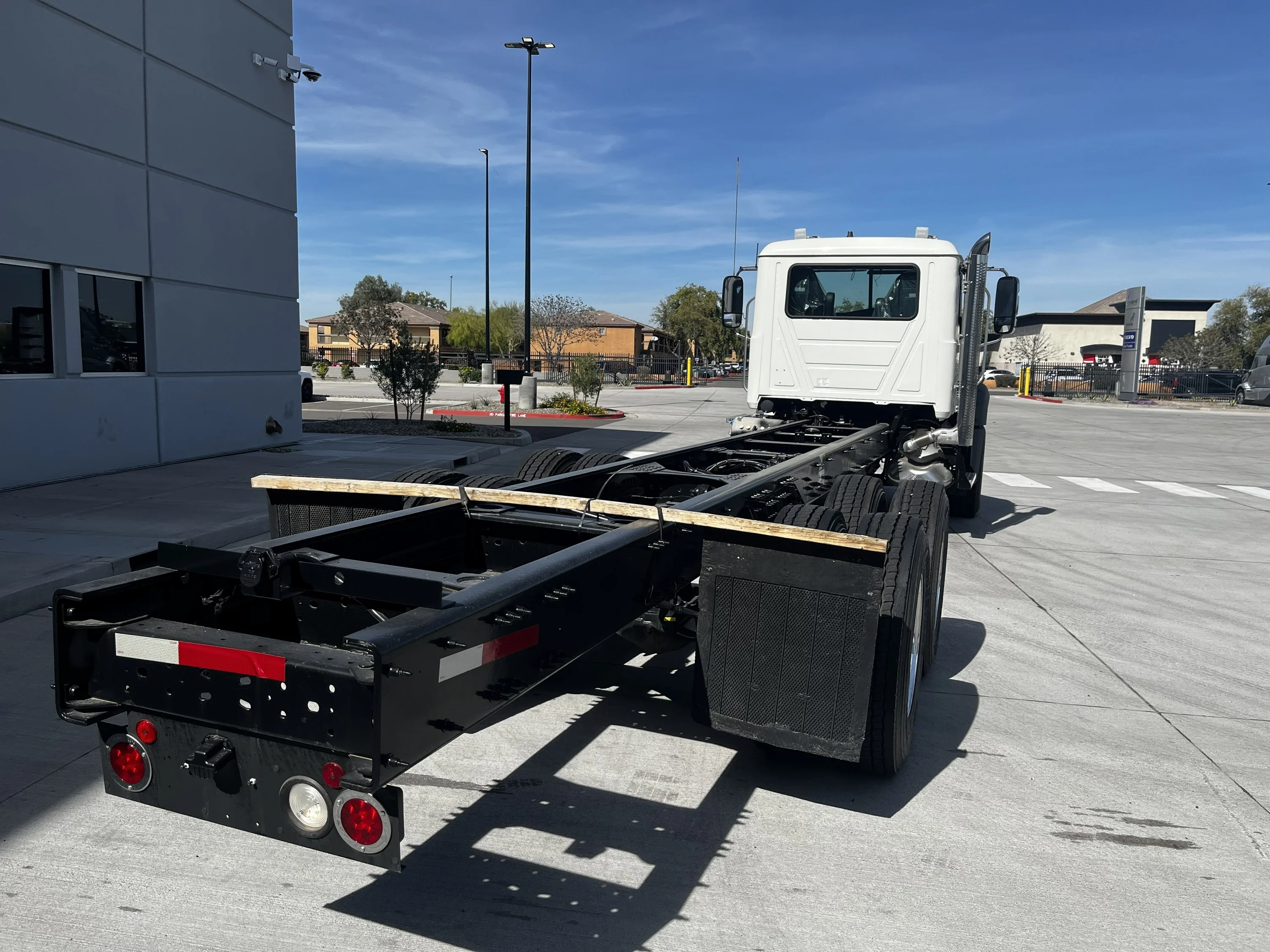 2026 Mack Granite in Tolleson, AZ — photo 3