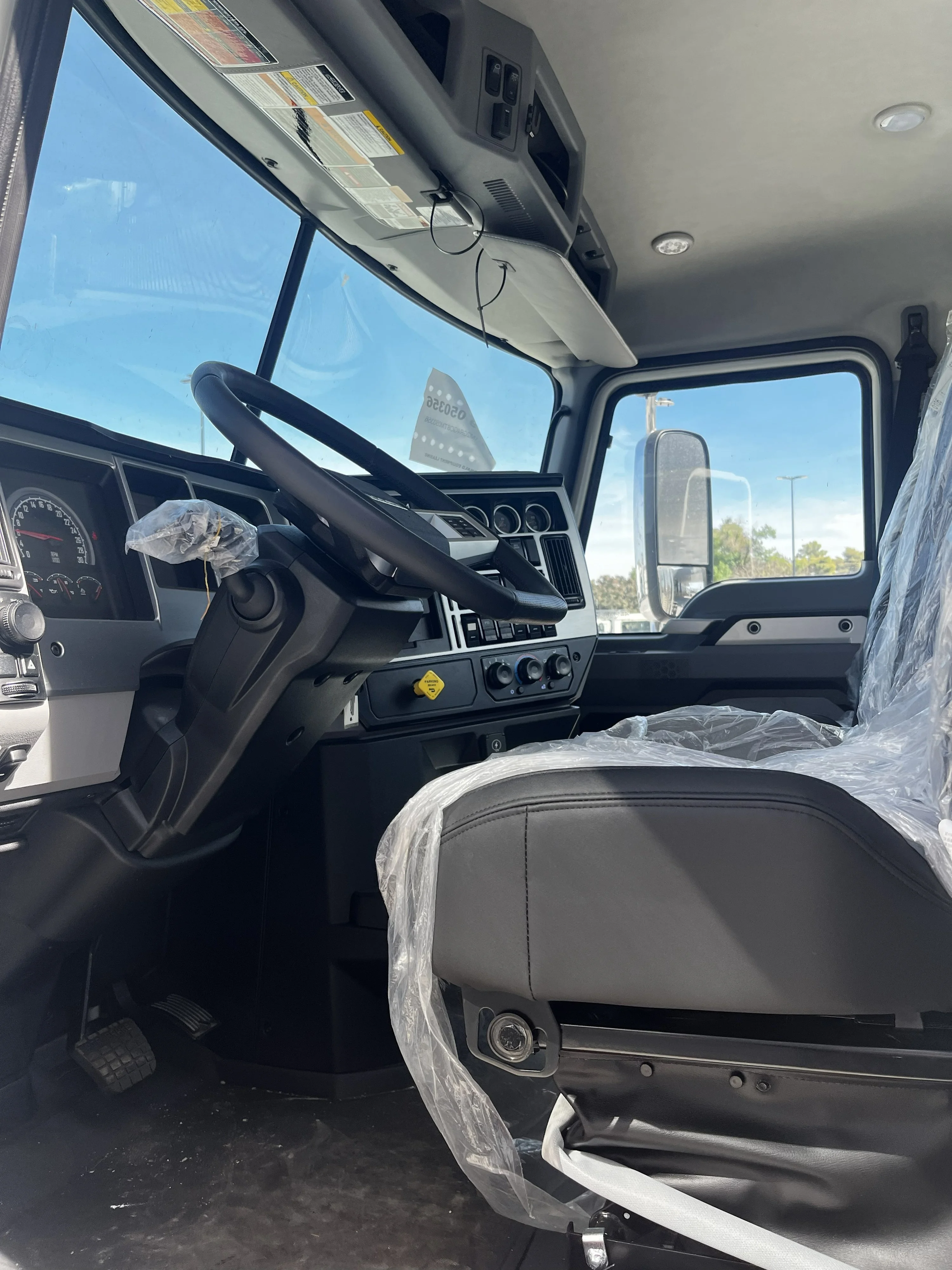 2026 Mack Granite in Tolleson, AZ — photo 11