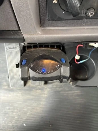 2019 Peterbilt 337 - image 36