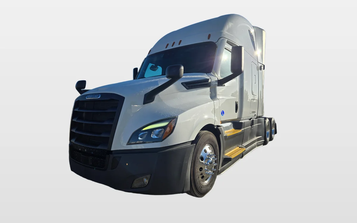 2021 FREIGHTLINER CASCADIA 126SLP - image 1