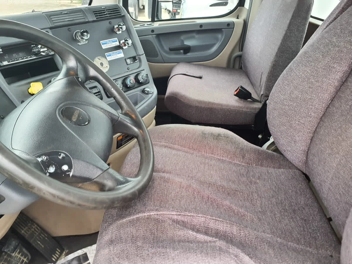 2018 Freightliner Cascadia in Converse, TX — photo 11