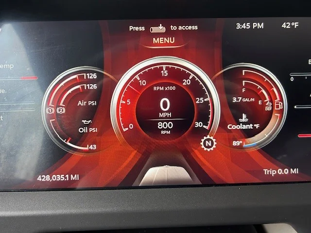 2023 Peterbilt 579 - image 10