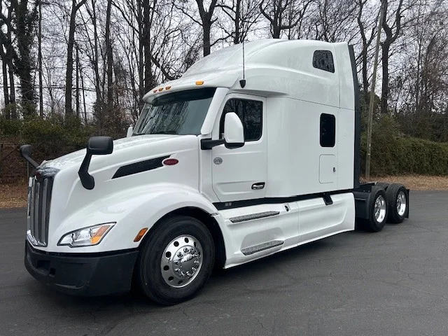 2023 Peterbilt 579 in Charlotte, NC