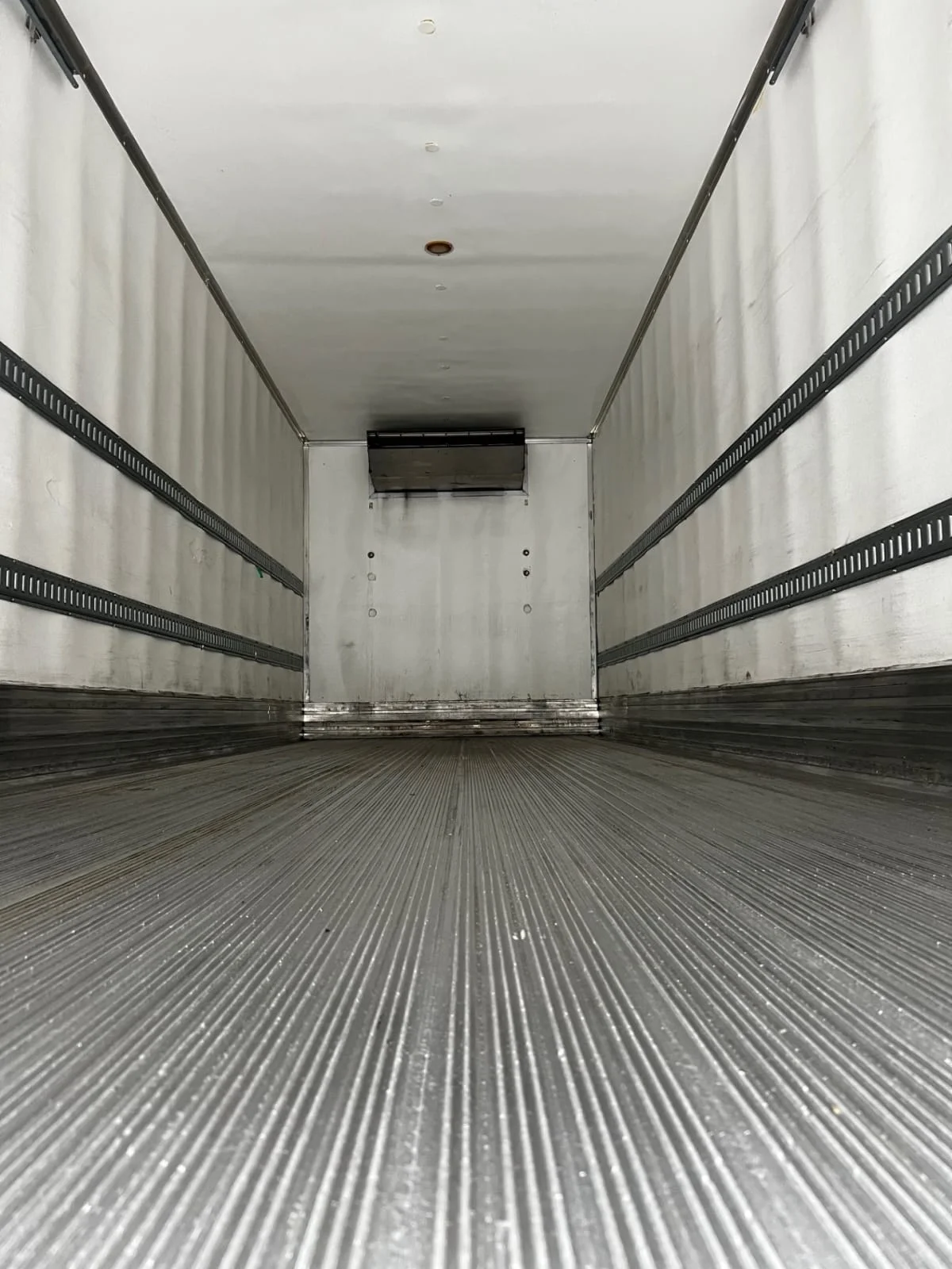 2020 International MV - image 9