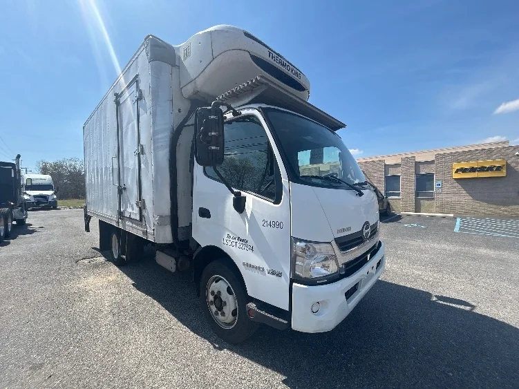 2019 Hino 195
