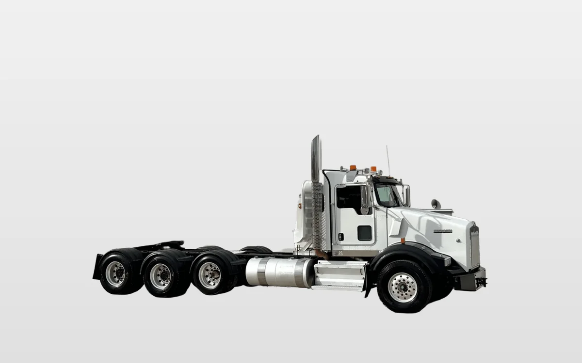 2009 Kenworth T800 - image 1