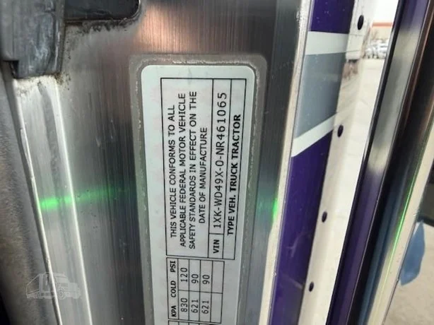 2022 Kenworth W900 - image 17