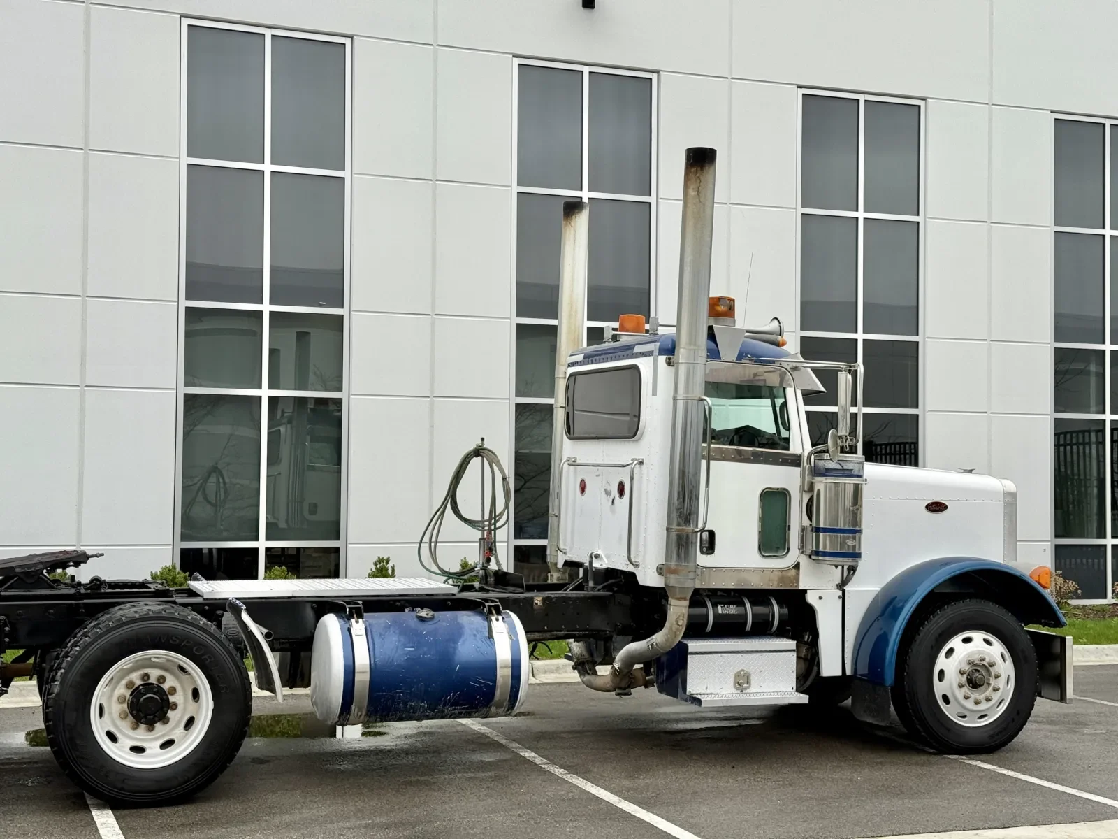 2007 Peterbilt 379 in New Lenox, IL — photo 7