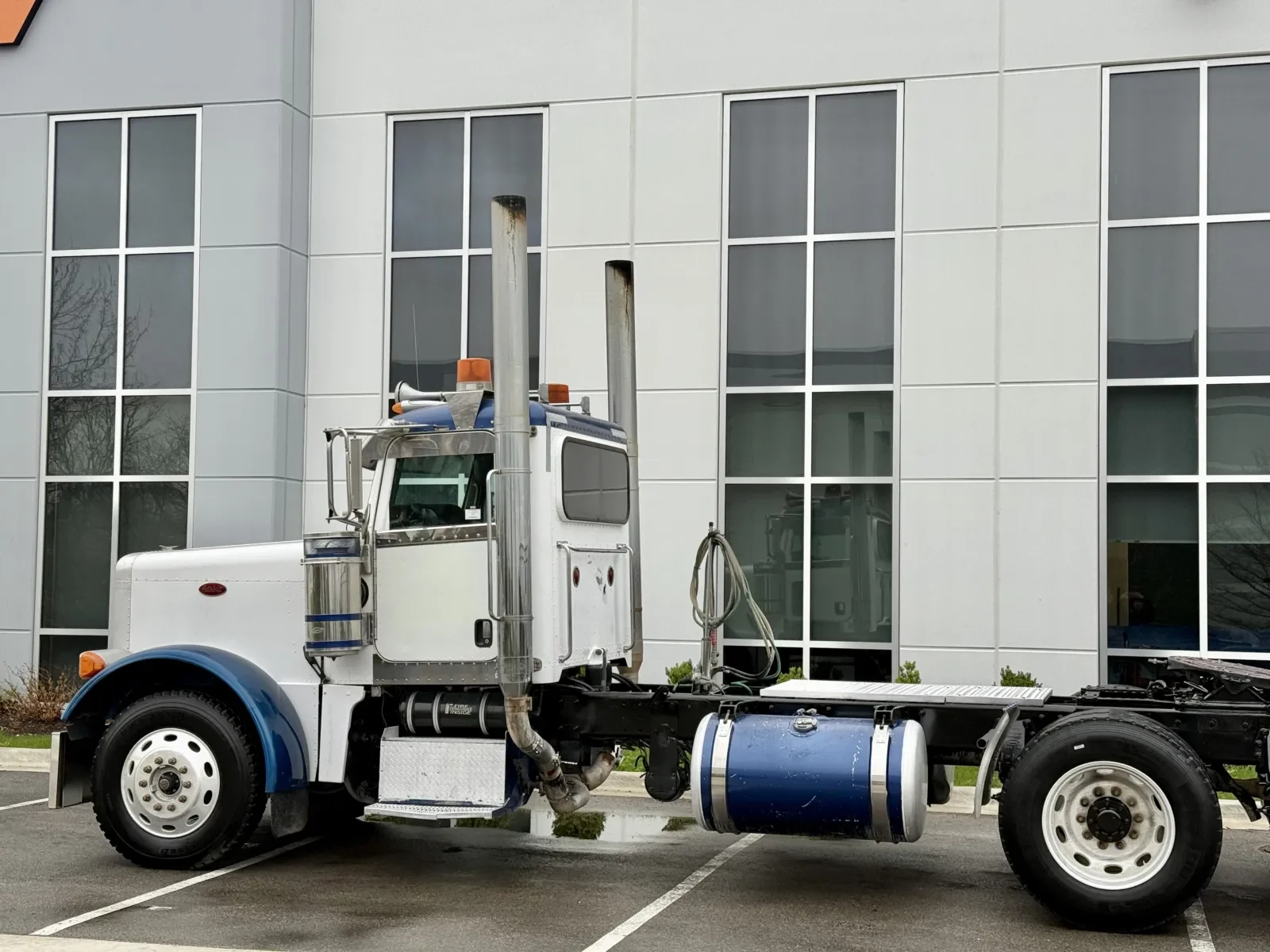 2007 Peterbilt 379 in New Lenox, IL — photo 8