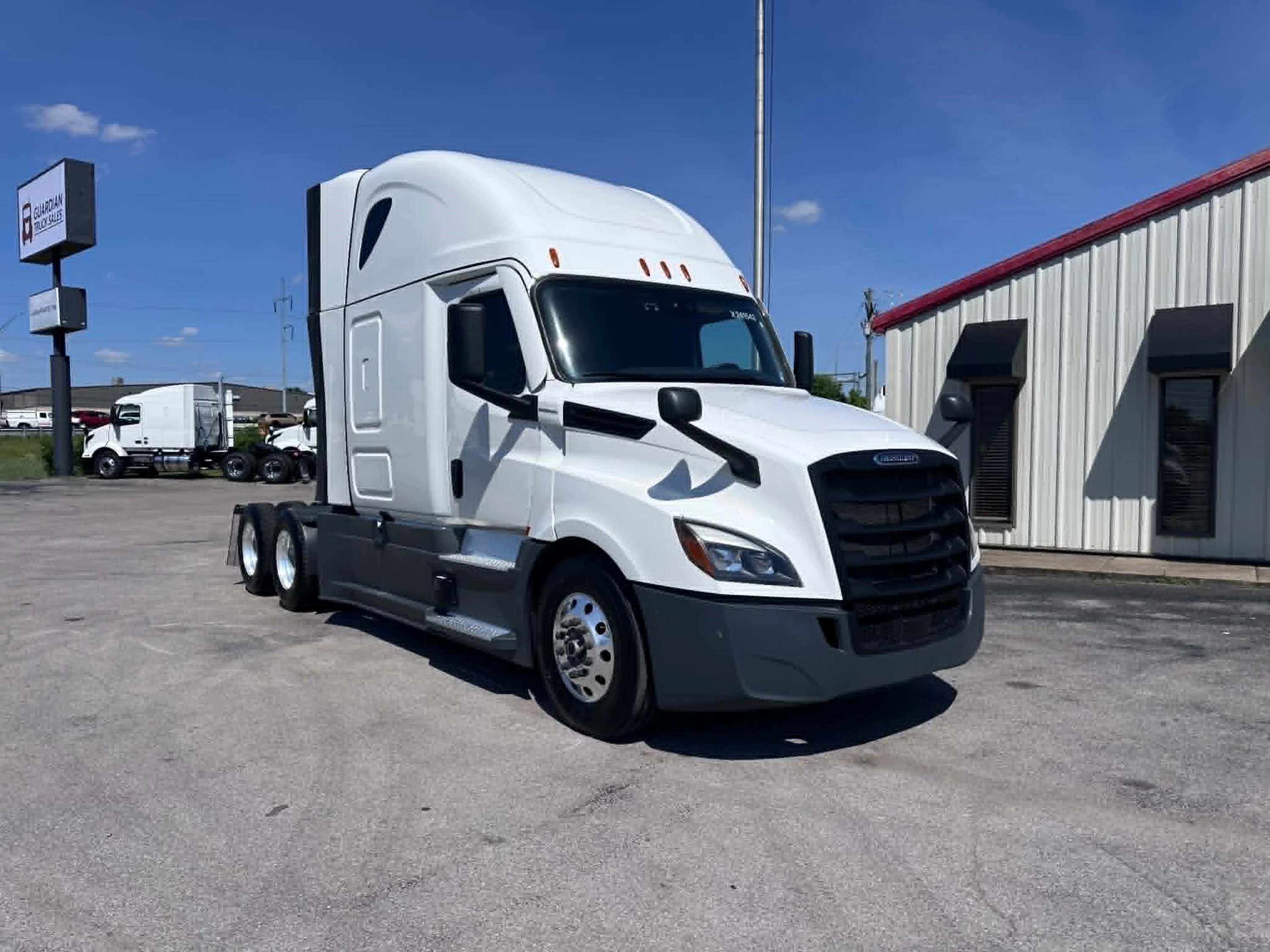 2024 Freightliner Cascadia in Franklin, KY — photo 2