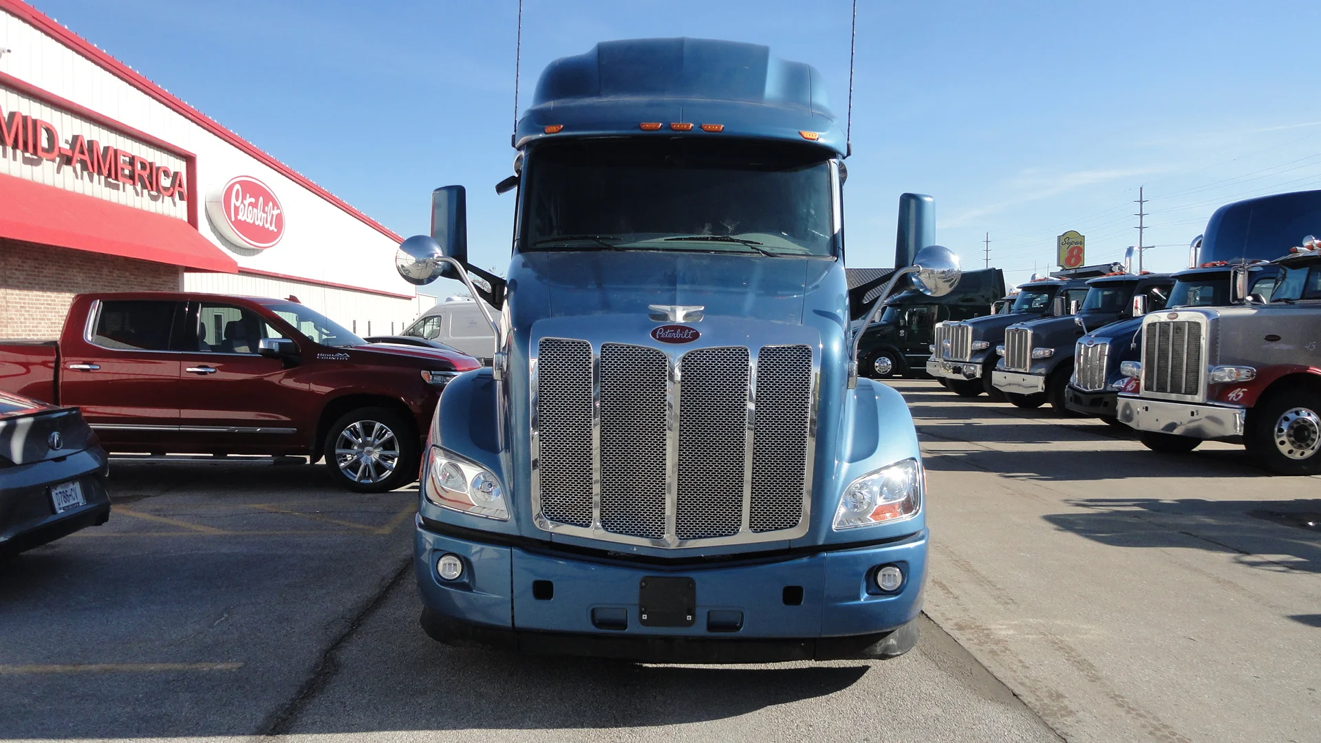 2022 Peterbilt 579 - image 12