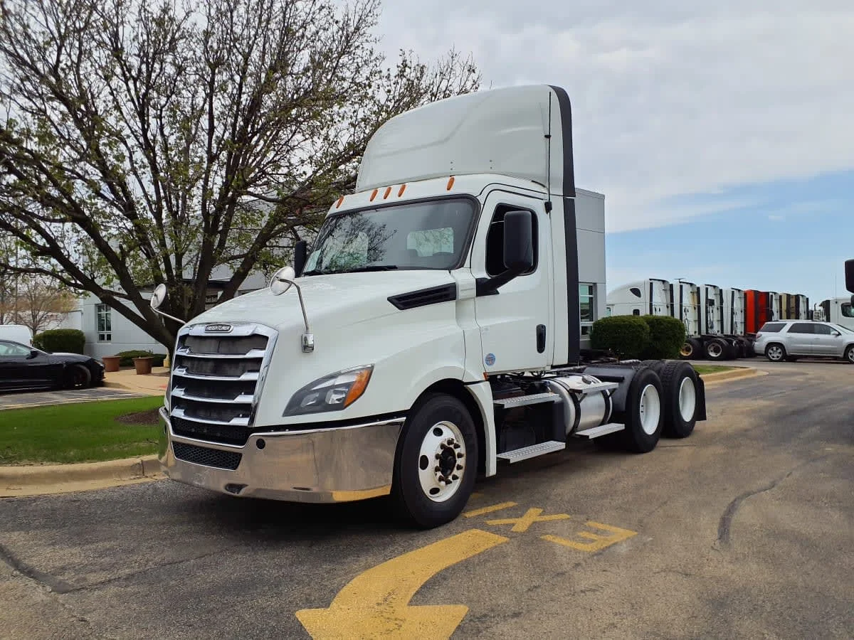 2020 Freightliner Cascadia in Bolingbrook, IL