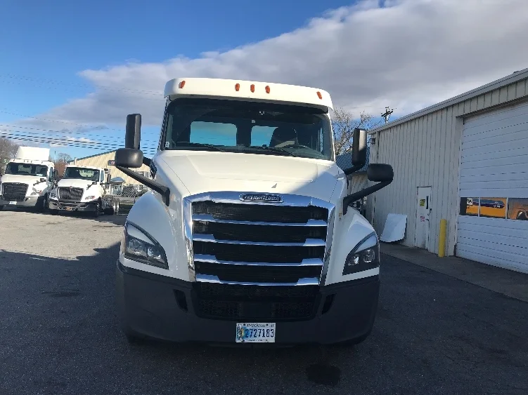 2019 Freightliner Cascadia in New Castle, DE — photo 2