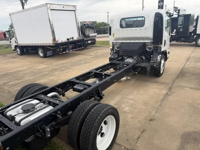 2026 Isuzu NRR — photo 6