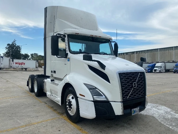 2020 Volvo VNL 300 in Bessemer, AL