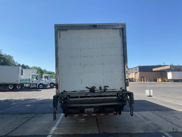 2019 Freightliner eM2 in Capitol Heights, MD — photo 7