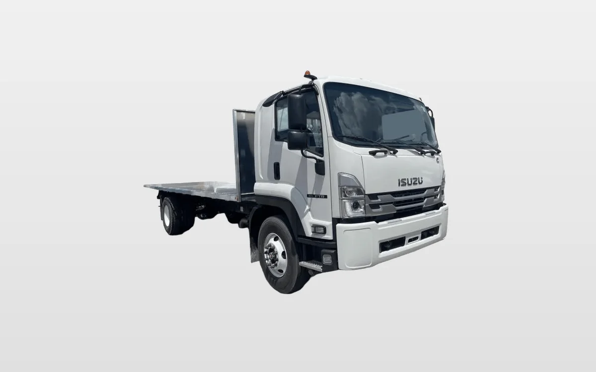 2025 Isuzu FTR - image 1