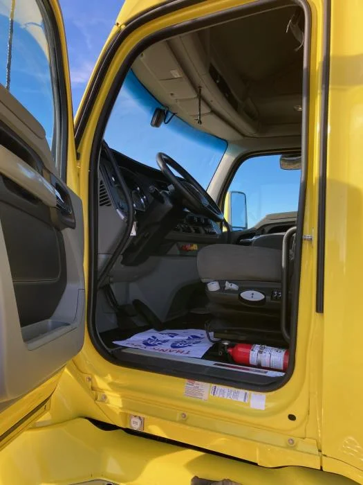 2021 Kenworth T680 - image 16