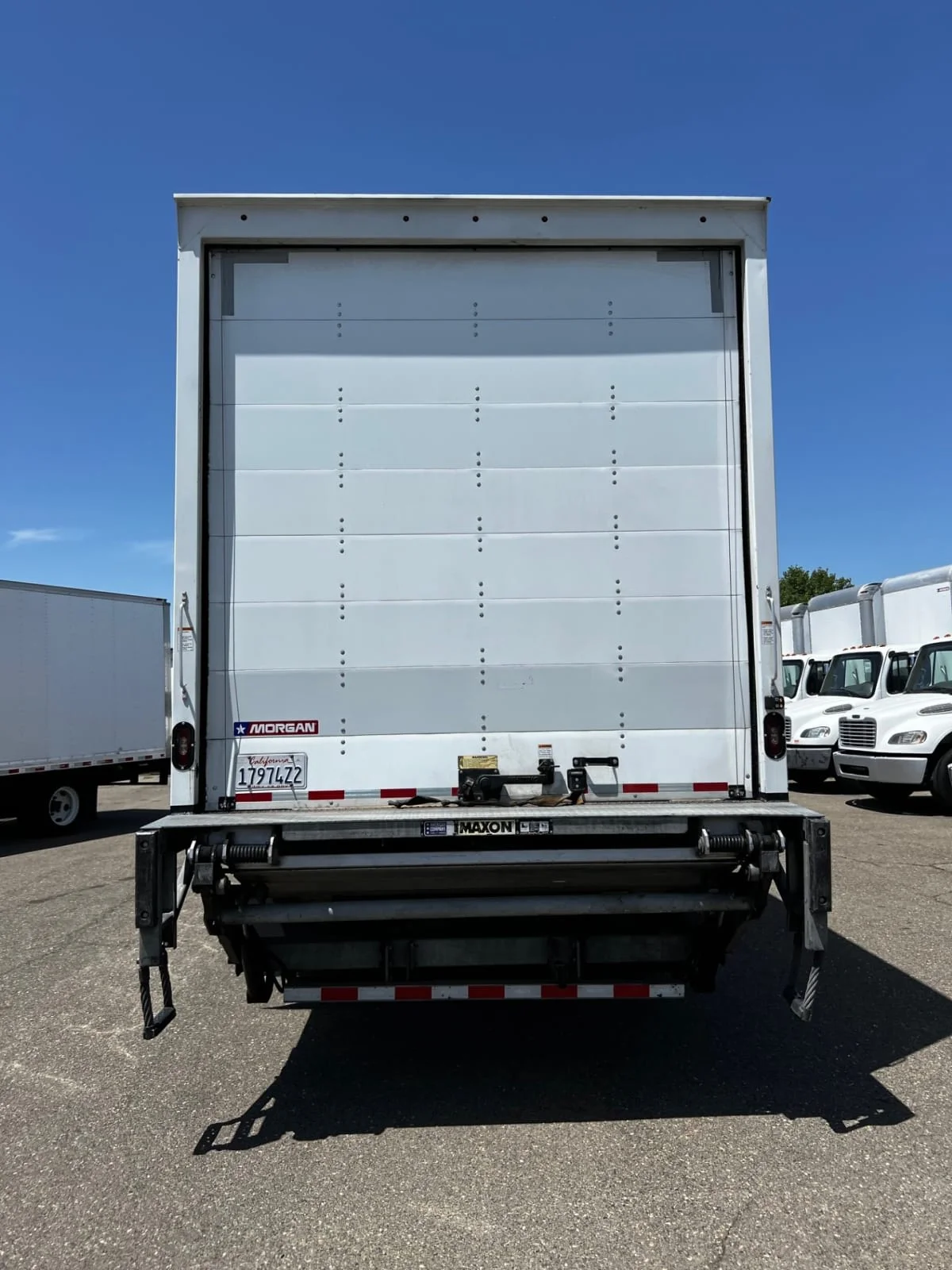 2021 Freightliner M2 106 - image 5