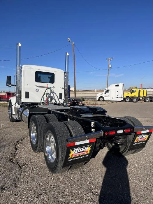 2026 Peterbilt 567 in Amarillo, TX — photo 7